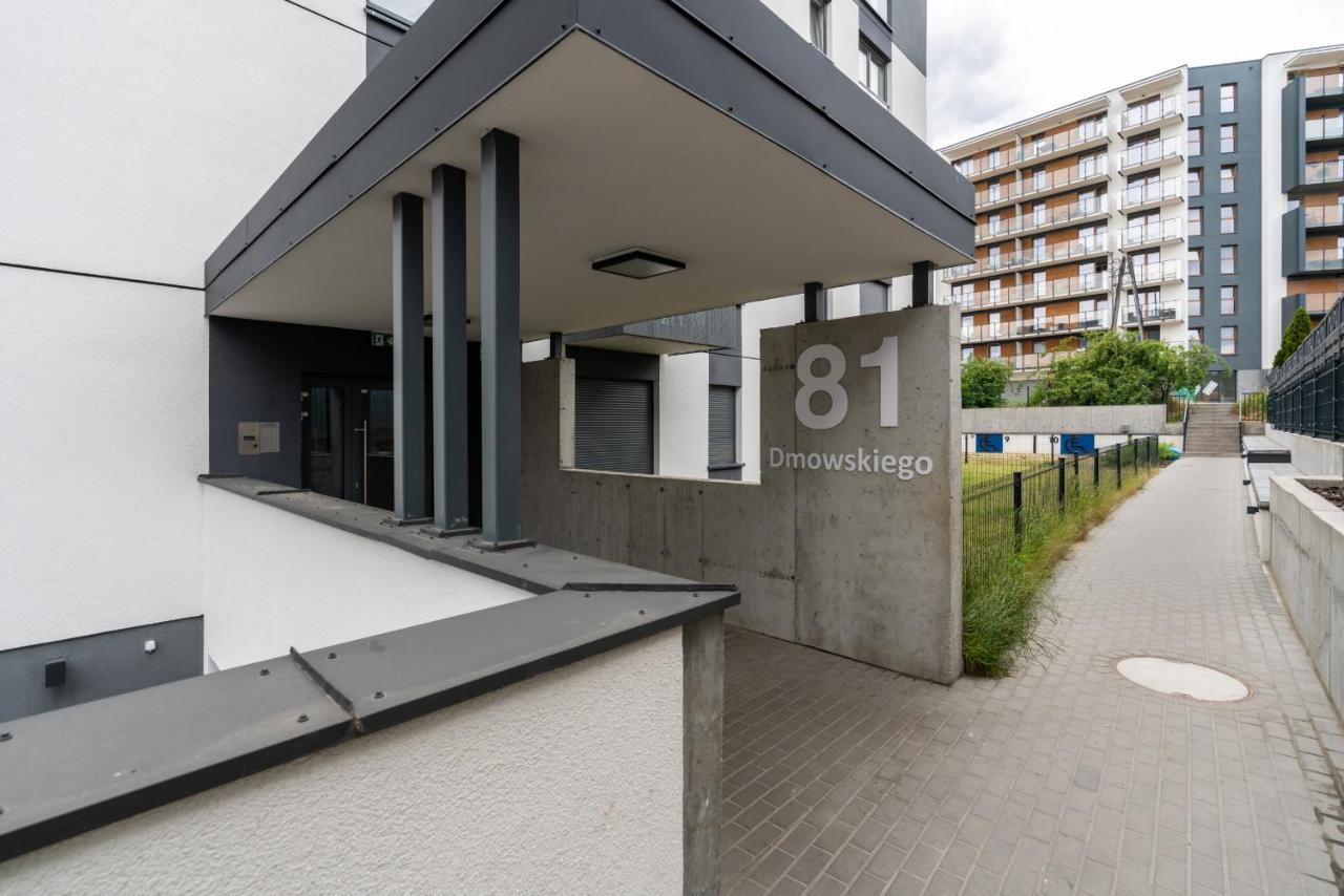 Apartments With Garden Dmowskiego 81 By Noclegi Renters Poznan Dış mekan fotoğraf