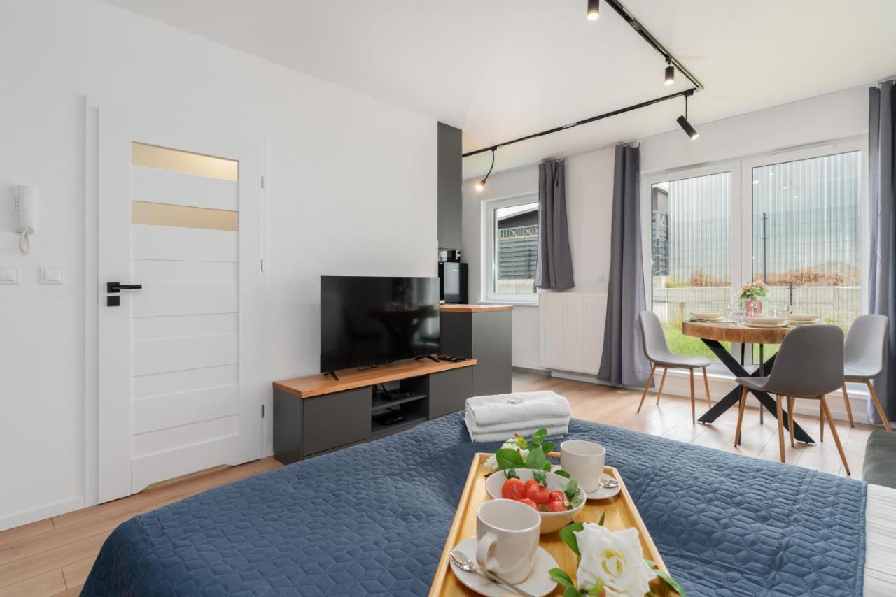 Apartments With Garden Dmowskiego 81 By Noclegi Renters Poznan Dış mekan fotoğraf